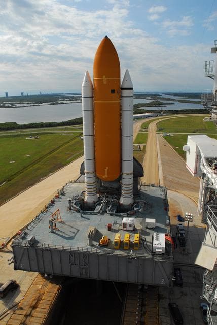 NASA image: KSC-07pd0554