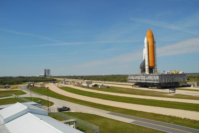 NASA image: KSC-07pd0560