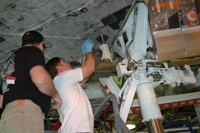 NASA image: KSC-07pd0582