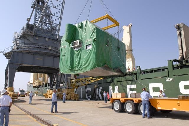 NASA image: KSC-07pd0633