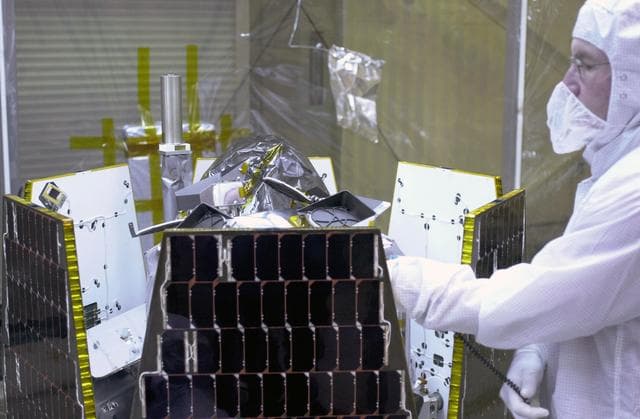 NASA image: KSC-07pd0710