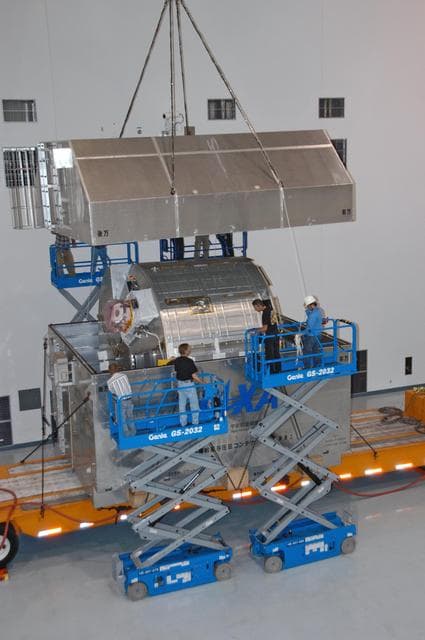 NASA image: KSC-07pd0737