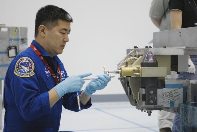 NASA image: KSC-07pd0740
