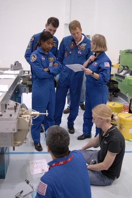 NASA image: KSC-07pd0745