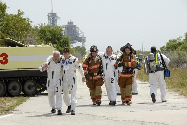 NASA image: KSC-07pd0810