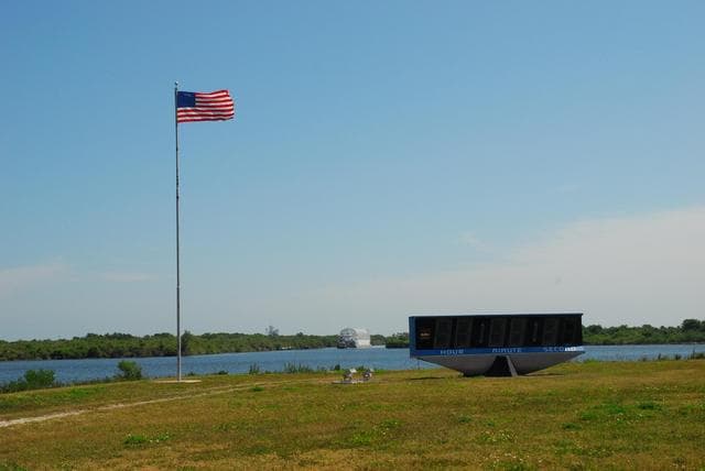 NASA image: KSC-07pd0842