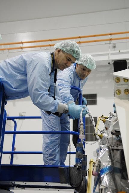 NASA image: KSC-07pd0931