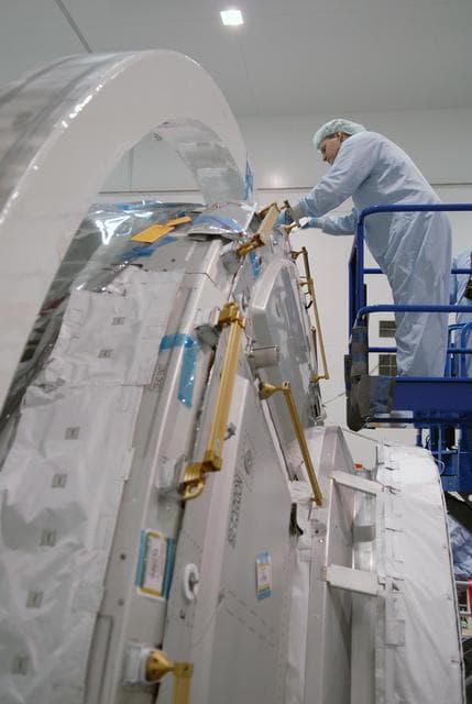 NASA image: KSC-07pd0939