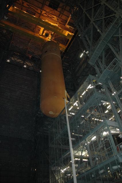 NASA image: KSC-07pd1007