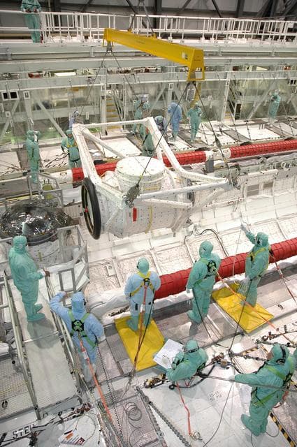 NASA image: KSC-07pd1052