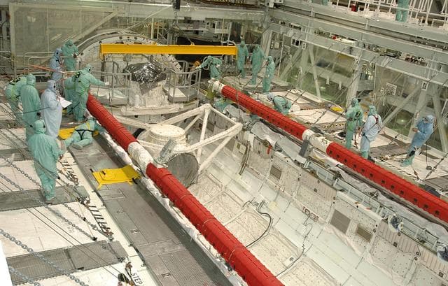 NASA image: KSC-07pd1054
