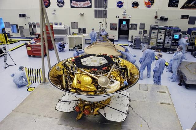NASA image: KSC-07pd1090