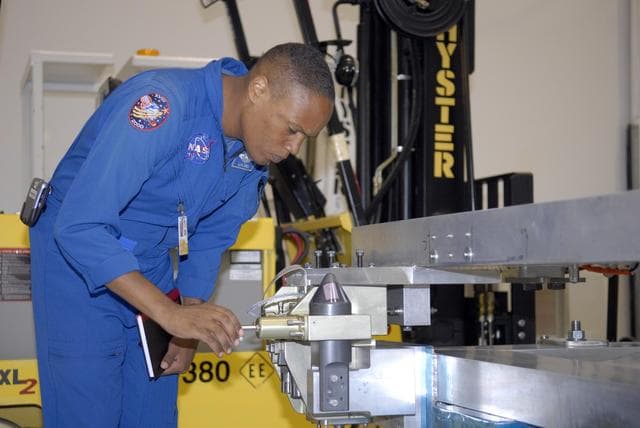 NASA image: KSC-07pd1117