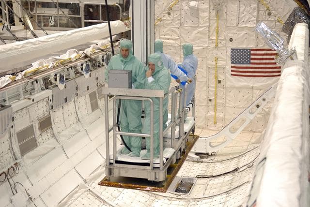 NASA image: KSC-07pd1140