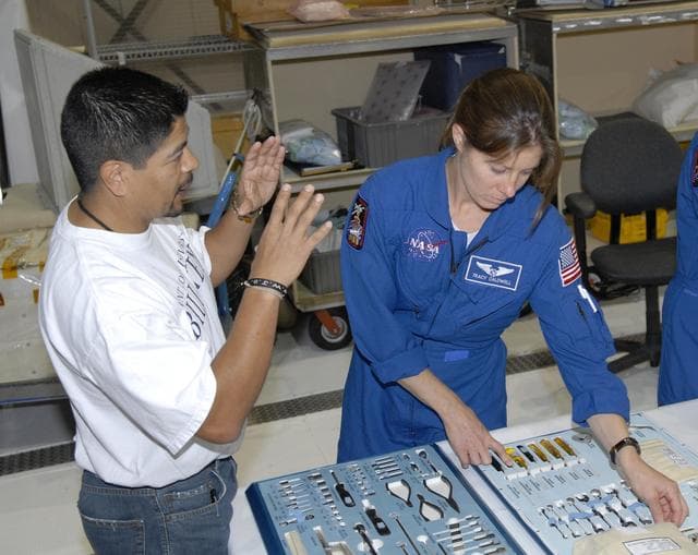 NASA image: KSC-07pd1160