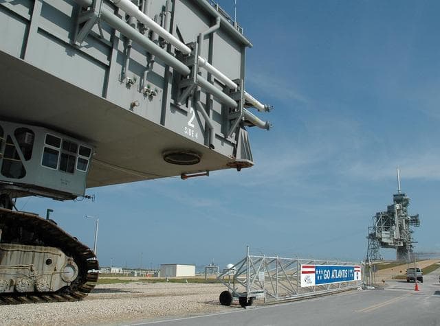 NASA image: KSC-07pd1195