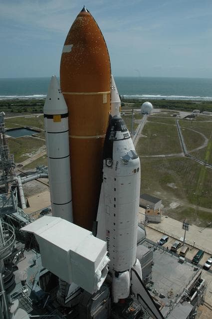 NASA image: KSC-07pd1198