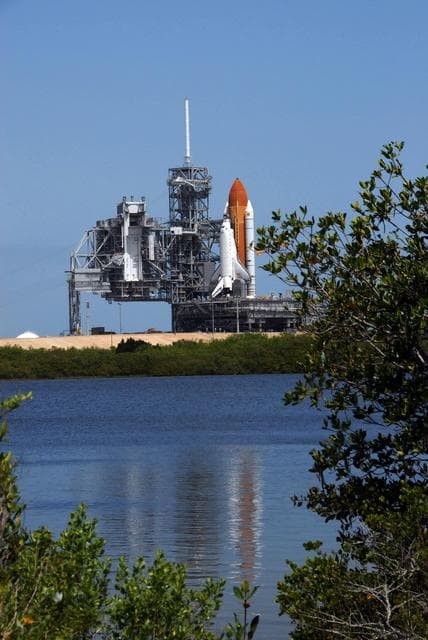 NASA image: KSC-07pd1204