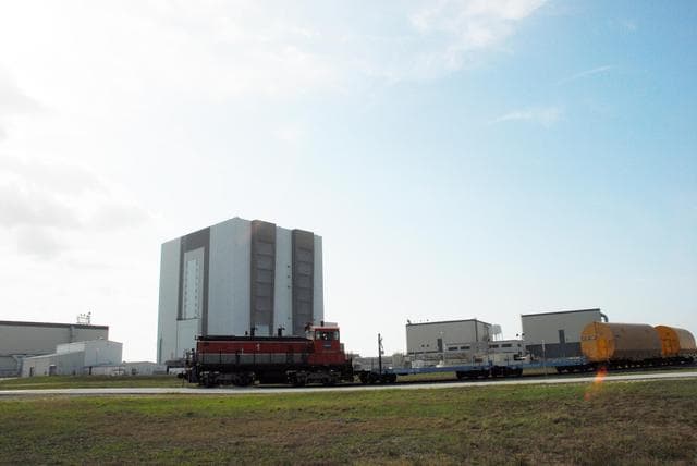 NASA image: KSC-07pd1208