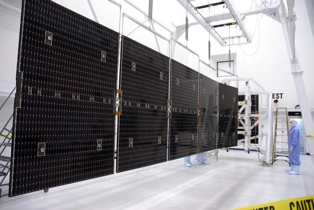 NASA image: KSC-07pd1246