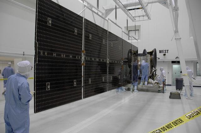 NASA image: KSC-07pd1261