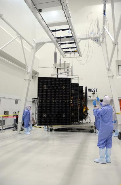 NASA image: KSC-07pd1266