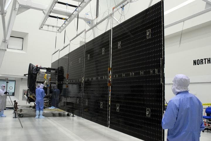 NASA image: KSC-07pd1283