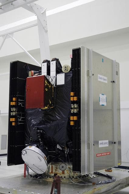 NASA image: KSC-07pd1296