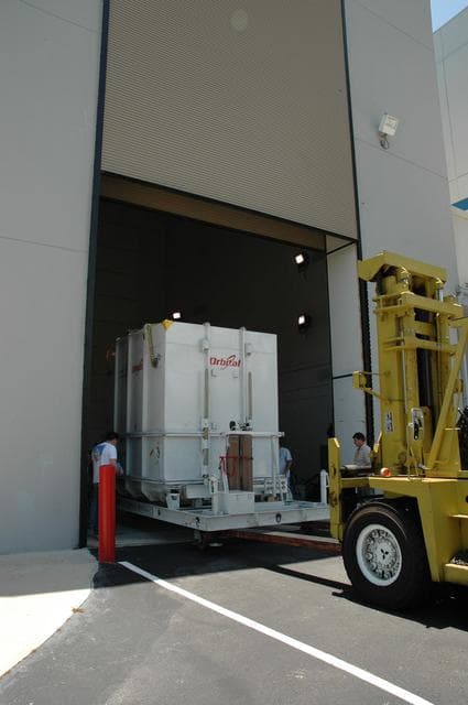 NASA image: KSC-07pd1302