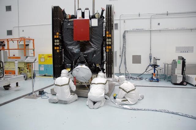 NASA image: KSC-07pd1305
