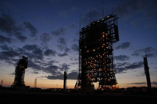 NASA image: KSC-07pd1307