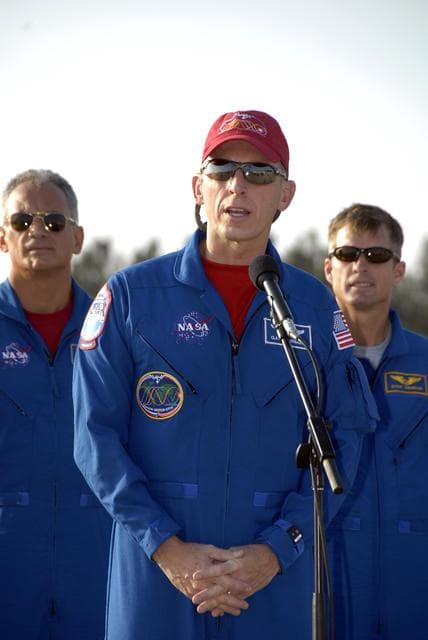 NASA image: KSC-07pd1353