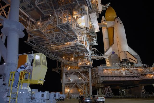 NASA image: KSC-07pd1395