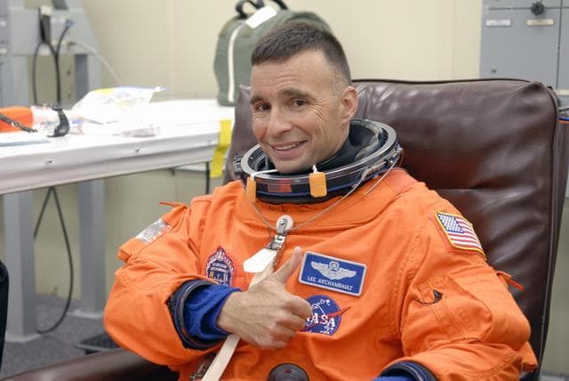 NASA image: KSC-07pd1413