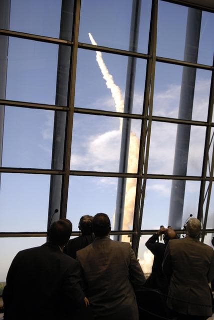 NASA image: KSC-07pd1432