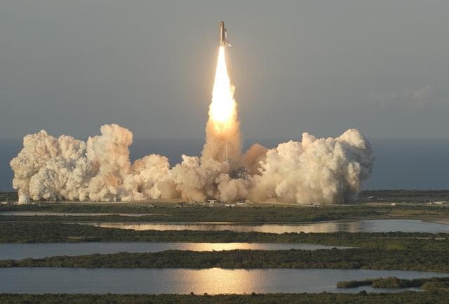 NASA image: KSC-07pd1441