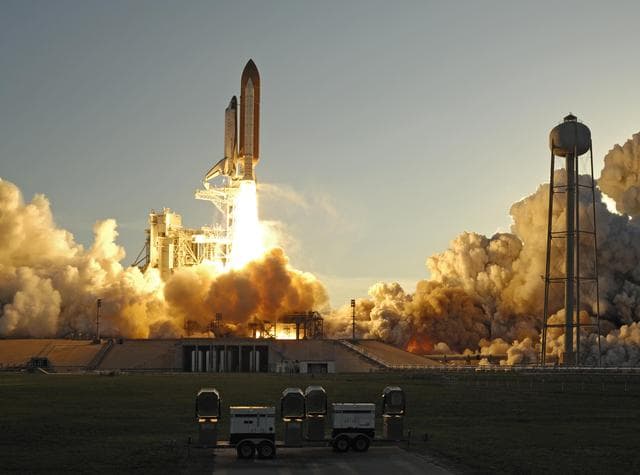 NASA image: KSC-07pd1451