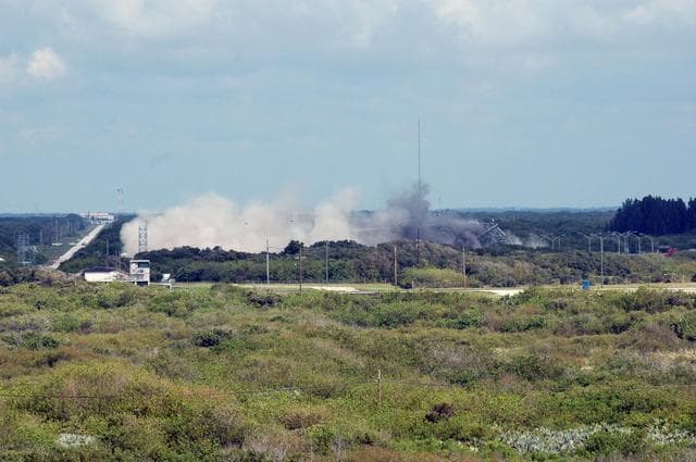 NASA image: KSC-07pd1522