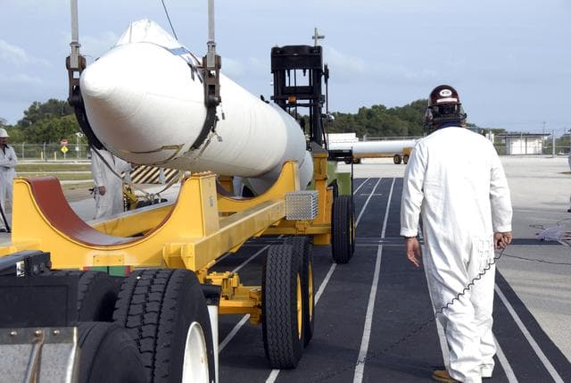 NASA image: KSC-07pd1559