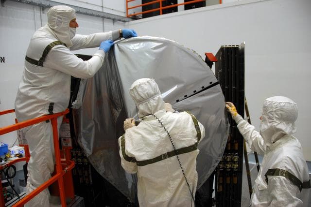 NASA image: KSC-07pd1596