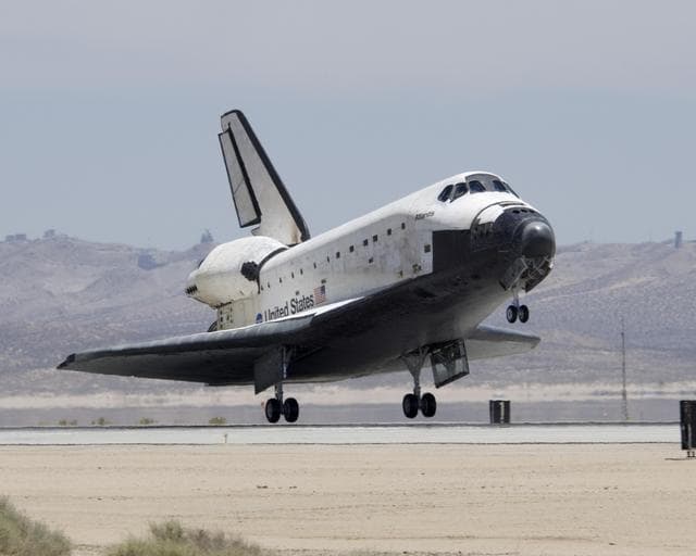 NASA image: KSC-07pd1615