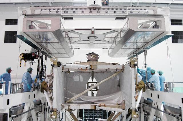 NASA image: KSC-07pd1627
