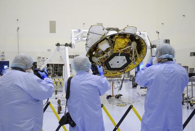 NASA image: KSC-07pd1649