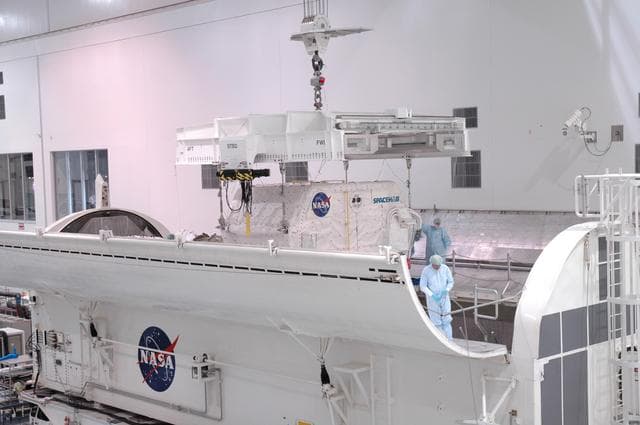 NASA image: KSC-07pd1671