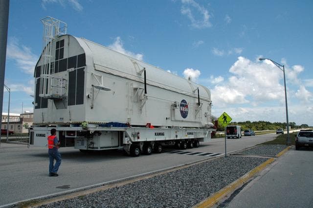 NASA image: KSC-07pd1682