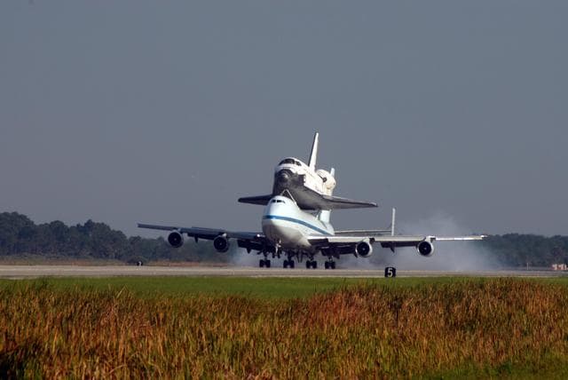 NASA image: KSC-07pd1734