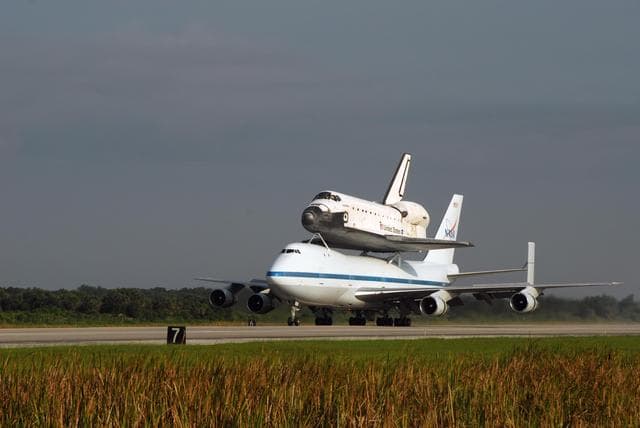 NASA image: KSC-07pd1735