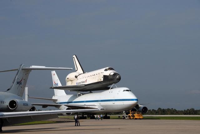 NASA image: KSC-07pd1738