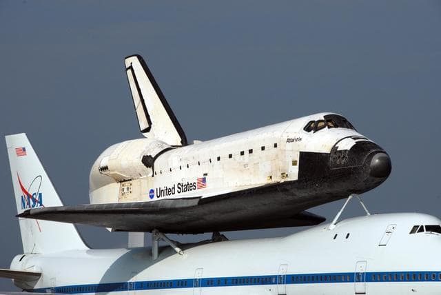 NASA image: KSC-07pd1739