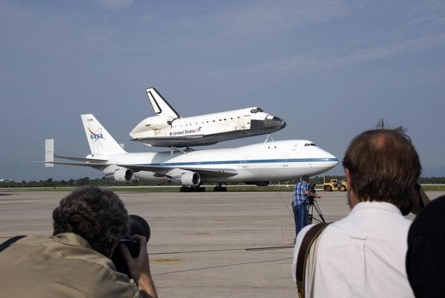NASA image: KSC-07pd1744